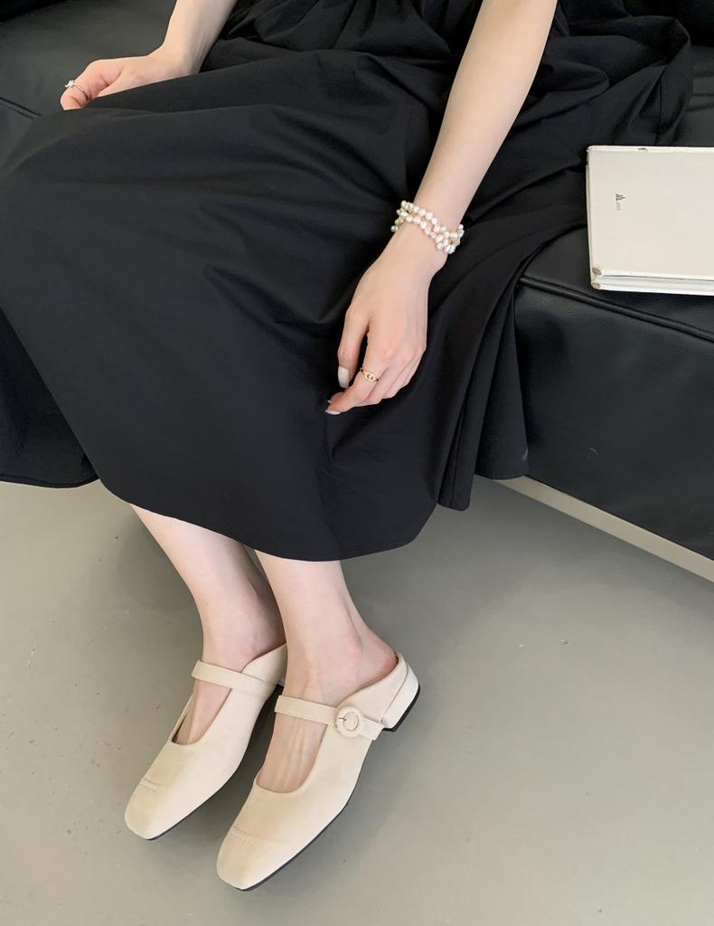 Spring 2025 new one-word with soft sole square head versatile flat-soled single shoes women's fashion shallow mouth Mary Jane shoes