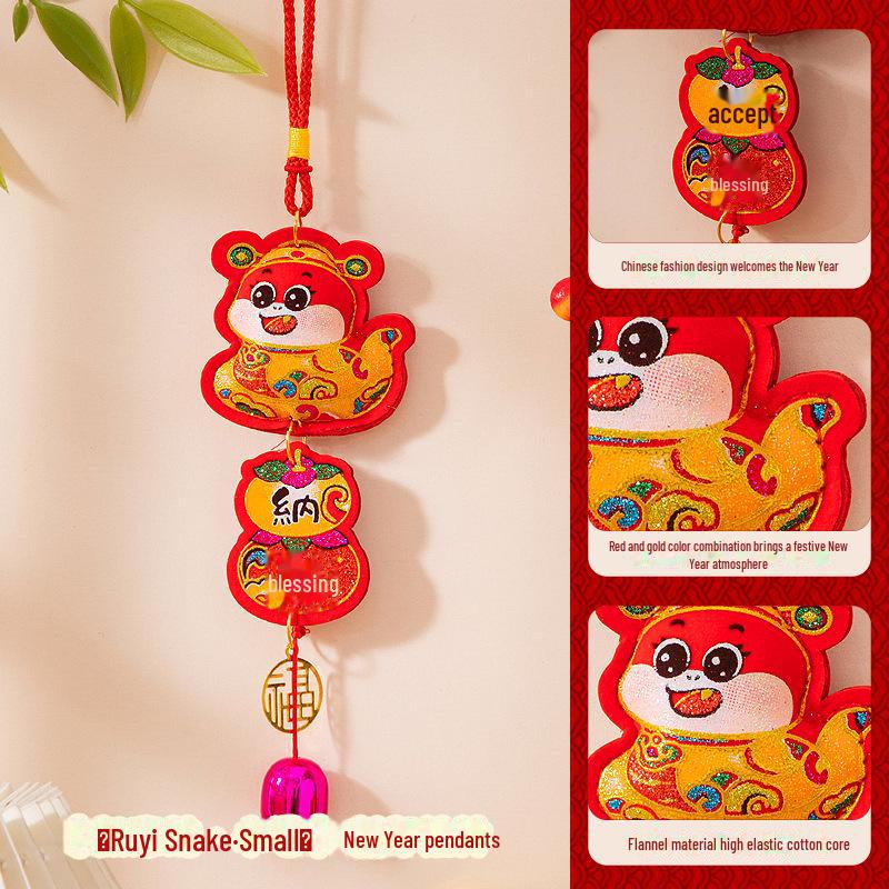 Pandantiv Festivalul de Primăvară Anul Șarpelui 2025 - Clopoțel de vânt Zeul Bogăției Fu pentru decorarea de Anul Nou în scena sufrageriei.