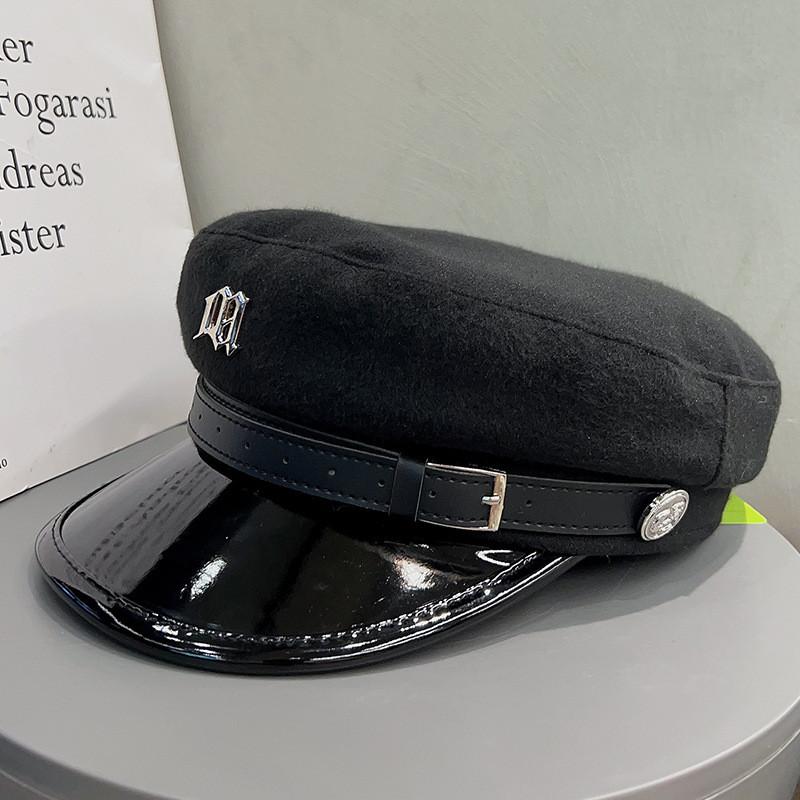 Japanese Inspired Classic Flat Top Cap With Wind Resistant Function For Women