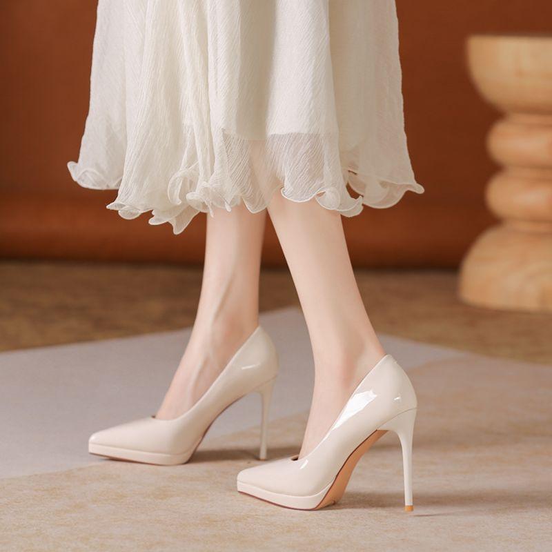 A waterproof table super high heels hate the sky high patent leather temperament commuter work shoes lady versatile fashion pointed