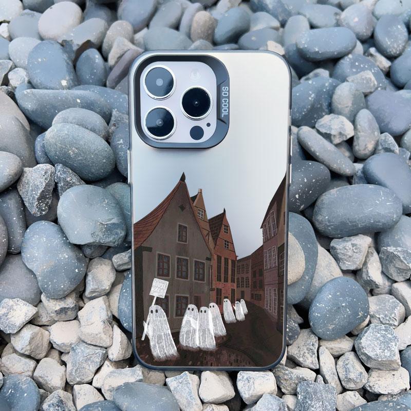 

Cute Ghost Phone Case For iPhone 16 15 14 Plus Pro Max 13 Mini 12 11 Pro Max Shockproof Matte Laser Back Cover Fashion Fundas iphone 13Mini
