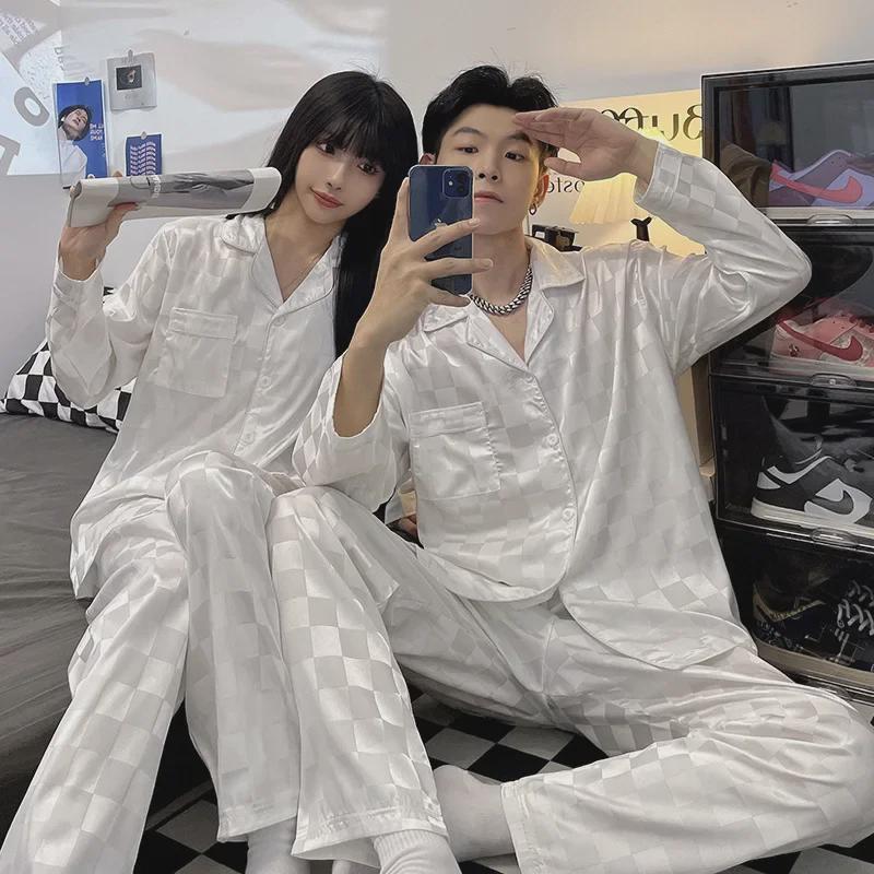 Pyžamový set s žakárovou kostkou v ledově hedvábné barvě - pánský a dámský kardigan s dlouhým rukávem a kalhoty