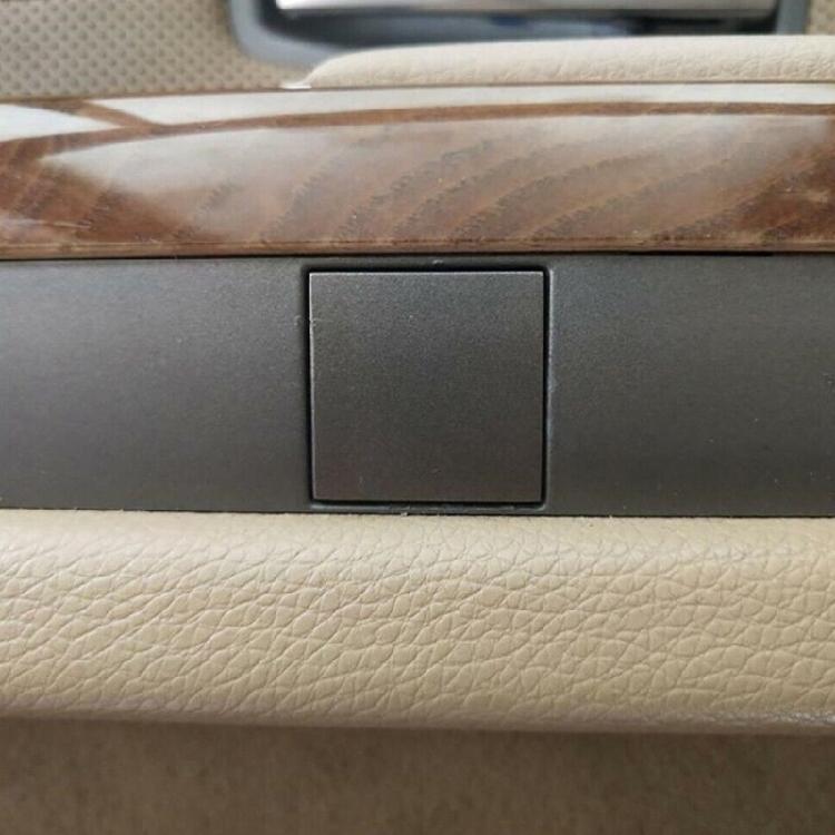 Automotive Door Trim Panel Cover Plug 51417025647, for E66, Long Lasting Designs, Vehicle Maintenance Easy Installation