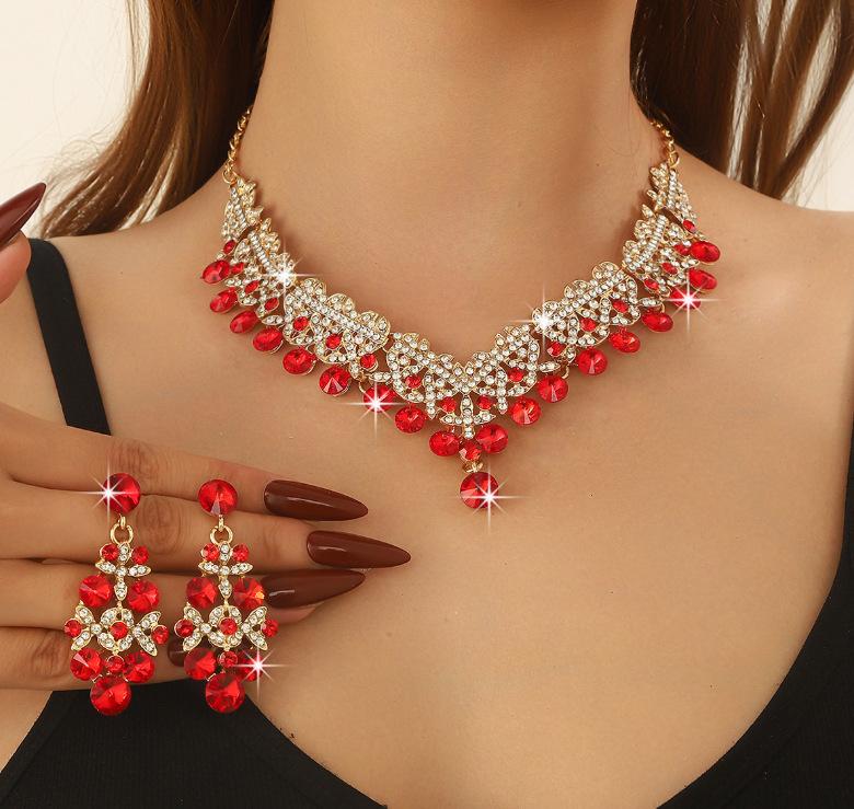 Atmospheric Rhinestones, Silver-plated Bride Jewelry, Necklace, Stud Earrings, Bracelet Set, Dress Accessories.