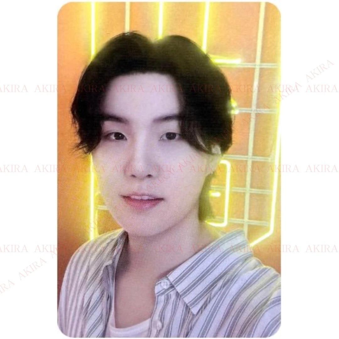 

BTS FESTA 2025 ARMY ZONE ПАКЕТ МЕРЧУ КАПСУЛЬНОГО АЛЬБОМУ 10 тис. KRW БОНУСНА Фотокартка Офіційний SUGA / ARMY ZONE