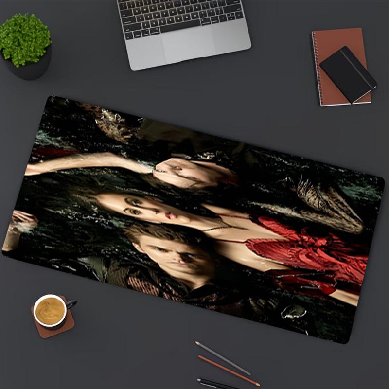 The Vampire Diaries Baskılı Mouse Pad, Klavye Pad'i Dizüstü PC Matı olarak Ofis Ev Kullanımı için, Masa Dekorasyonu, Oyuncular için Mükemmel Doğum Günü Hediyesi