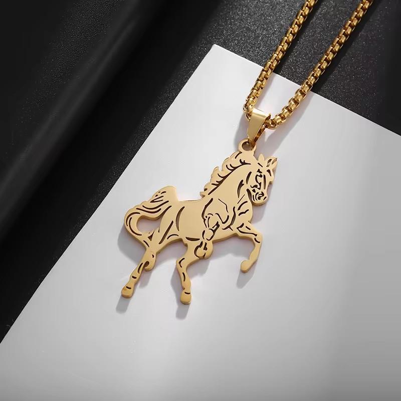 Stainless Steel Hollow Hip Hop Animal Horse Sweater Chain Men and Women Necklace Personalized Gold Pendant Ornaments