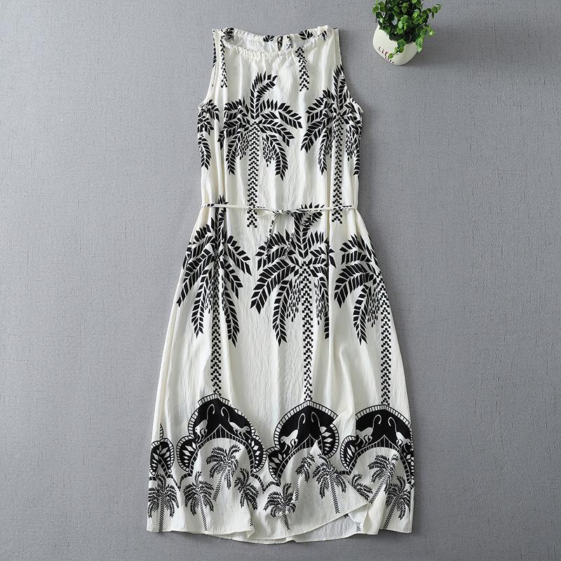 

Plus Size Women s Sleeveless Tie-Up Maxi Dress for Summer Beach Vacations Plus Size