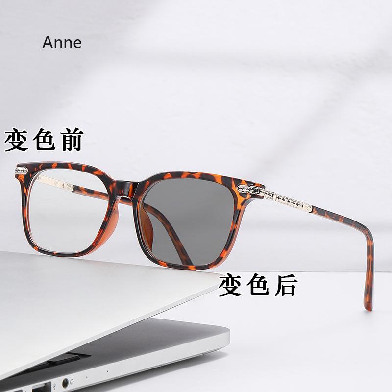Women Oversizes Frame Photochromic Myopia Glasses New Fashion Ladies Near Sight Eyeglasses Finished Sunglasses Diopter 0 To -4.0