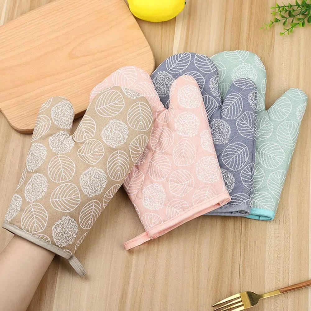Oven Gloves 2Pcs Thick Heat Resistant Gloves Microwave Oven Gloves Anti-Scalding Printed Gloves Kitchen Baking