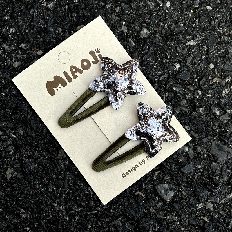 

2 шт./компл. модная заколка для волос для маленьких девочек, блестящая сверкающая заколка с пятиконечной звездой для детей, зажим с боковой заколкой для детей, детские головные уборы серебряный