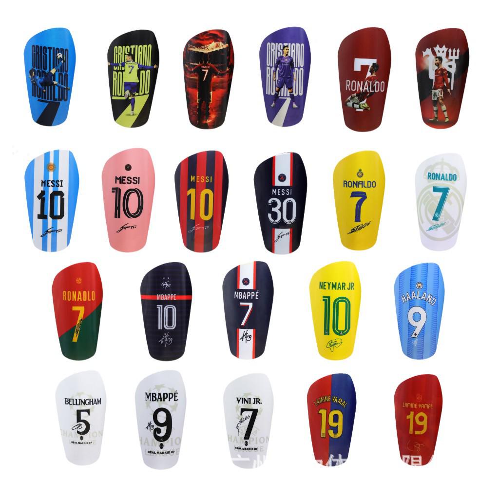 Mini Master Parastinchi Professionali da Calcio - Cristiano Ronaldo No. 7 & Messi No. 10 Protezioni per Polpacci
