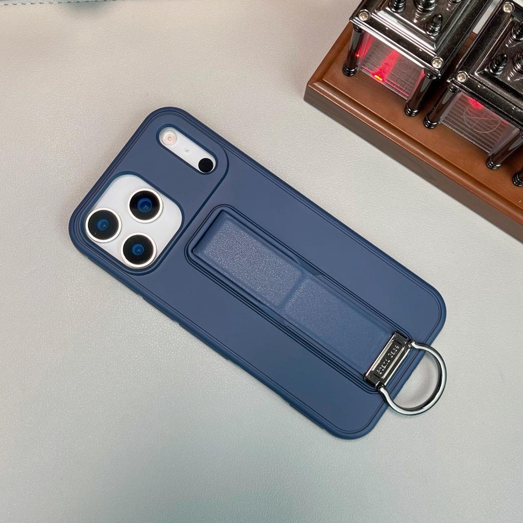 Metal D buckle bracket mobile phone case is suitable for Apple 17PROMAX large hole anti-drop 16/15 trend 13 protective cover