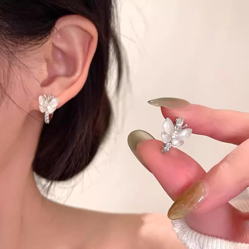 Unique 925 Silver Butterfly Zircon Pearl Stud Earrings for Women - High-End Fashion Jewelry