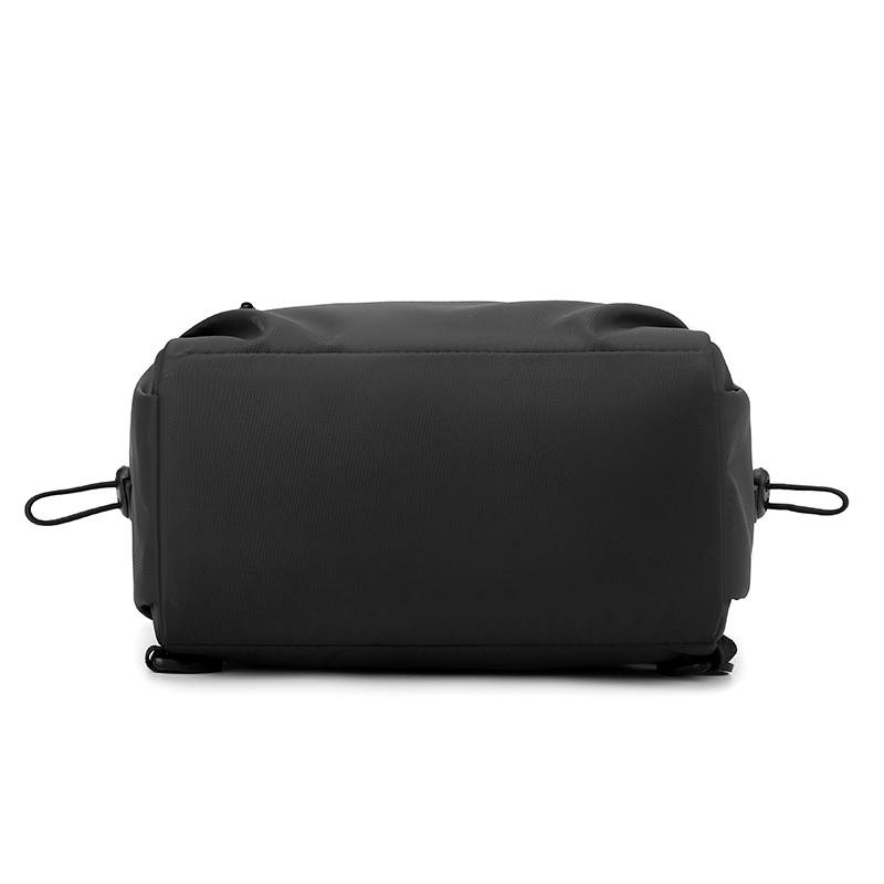 Sleek Black Sling Bag Men's Waterproof Crossbody Chest Bag for Casual Travel & Daily Use