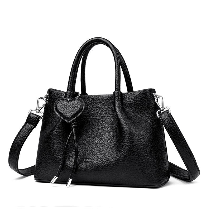

Bag 2025 new Korean version ins soft leather tote bag casual versatile high sense commuter bag handbag чёрный