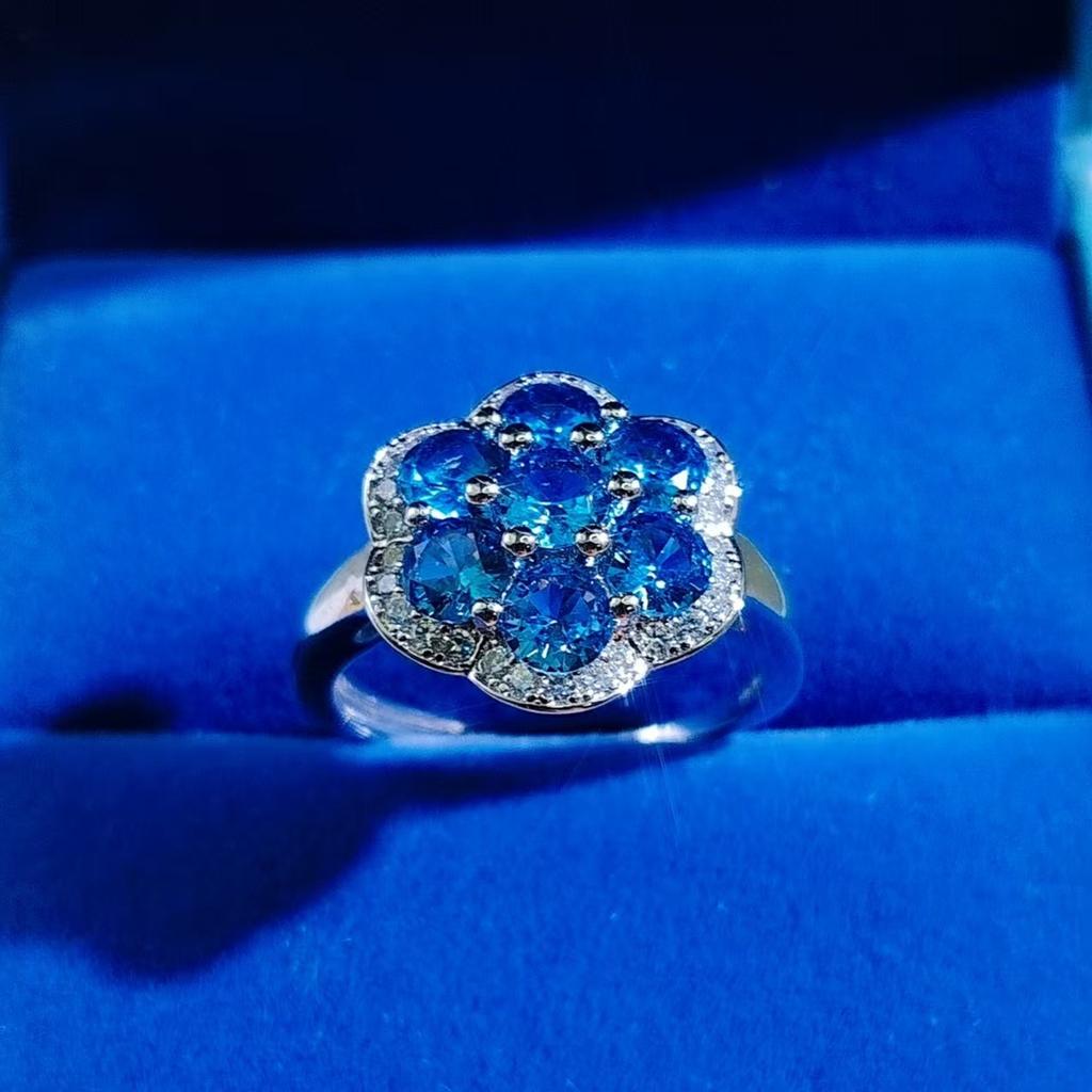 Fashion Jewelry Flower Ring Versatile Light Luxury Full Diamond Cultivation Ruby Emerald Women's Ring