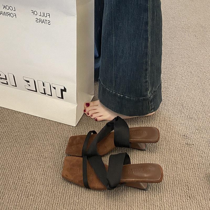 Retro slope heel cool slippers women's summer wear 2025 new fairy style with skirt square head open-toed high-heeled sandals