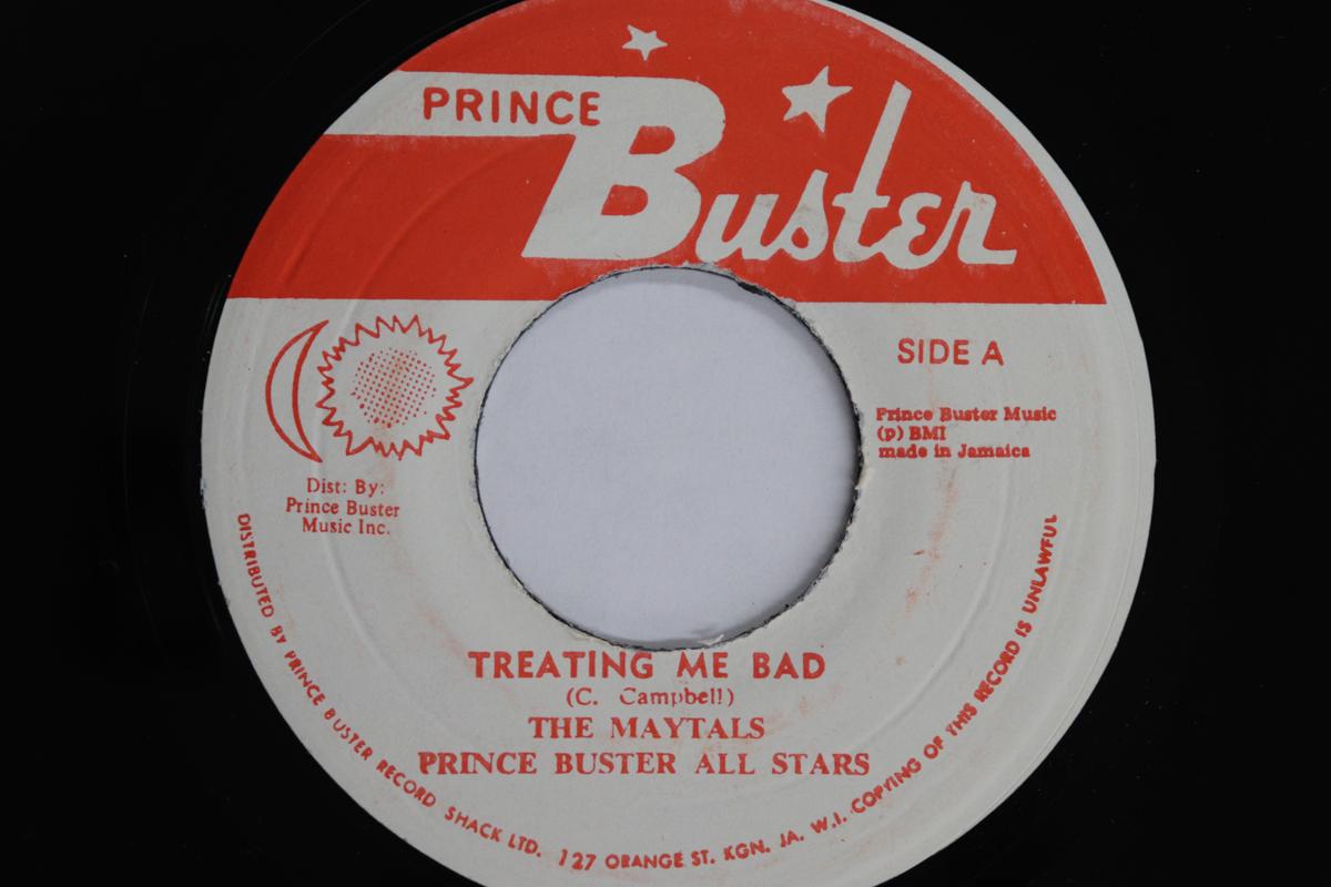 

7-дюймовая пластинка TOOTS & THE MAYTALS - Pain In My Belly / Treating Me Bad НЕТ PRINCE BUSTER Ямайка Регги, Ска и Даб Б/У