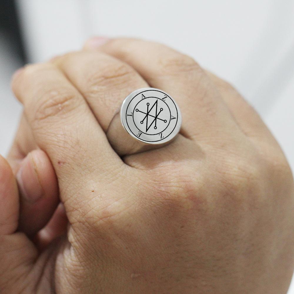 22MM Runder Symbol Herrenring Vintage Mode Einzigartiger Statement-Schmuck für Männer
