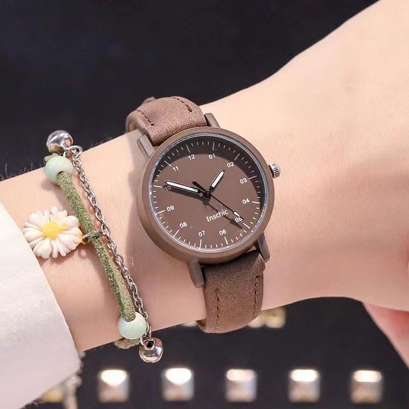 Elegant Female Wristwatch With Classic Glass Face And Decorative Function For Teens