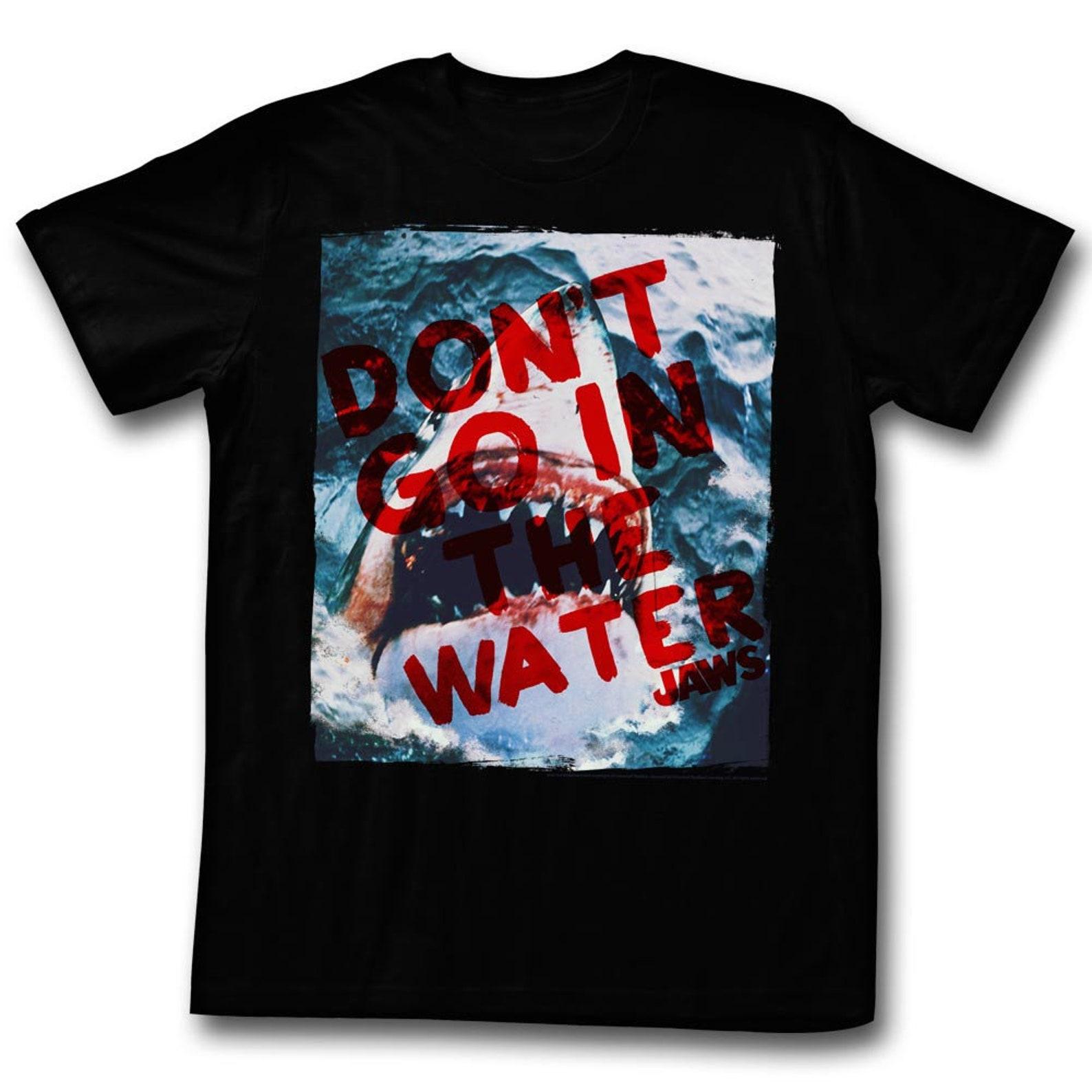 Jaws Don t Go In Red Black Adult T-Shirt XL