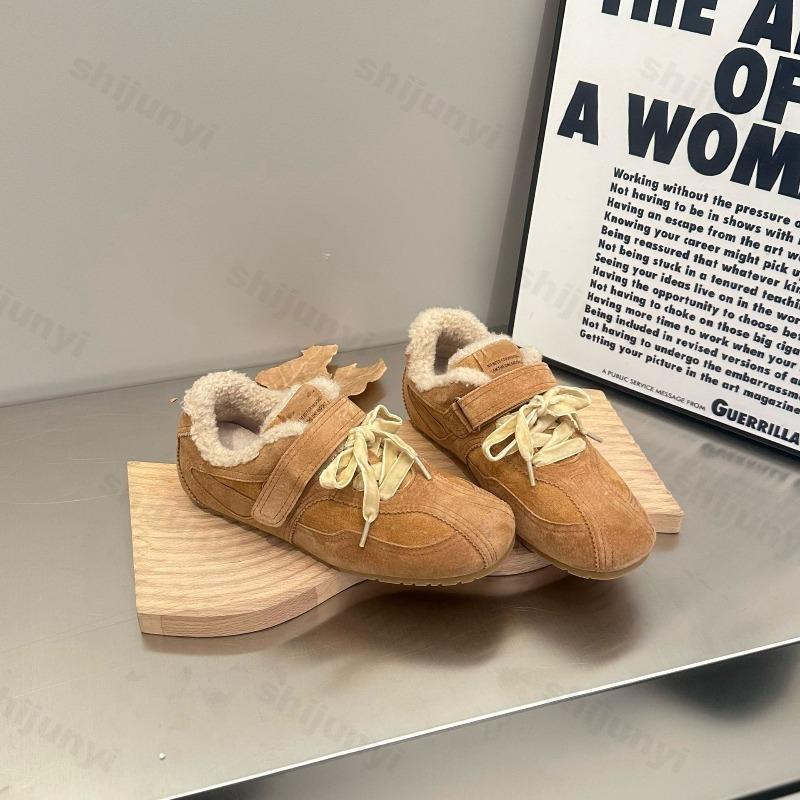 Fashion Cross Tied Women's Casual Shoes 2026 Autumn Winter New Outdoor Non Slip Comfort Sneakers Plush Thicken Warm Cotton Shoes