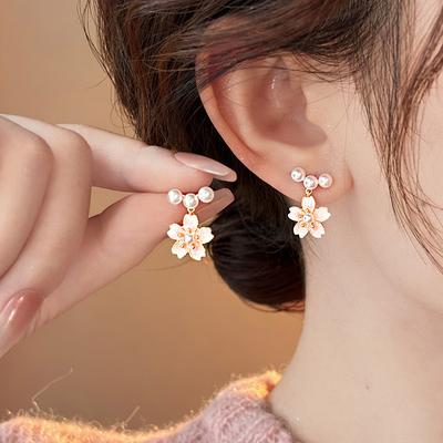 Perlentropfen-Blütenanhänger-Ohrringe frisch und süß einfache Ohrringe Nischen-Vielseitiges Design Ohrringe Damen