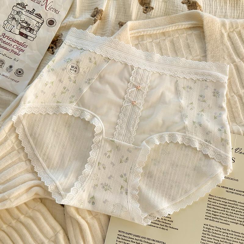 Plus Size Ladies Sweet Soft Lace Floral Close Skin No Trace Comfortable Breathable Hip Lift Mid Waist Underwear