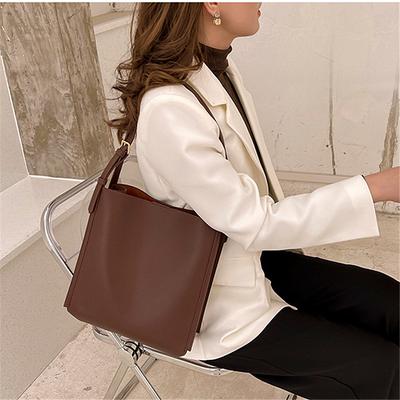 High Quality Tote Bag Handbag Bucket Bag Large Capacity Women'S Bagspring Newest Trend Messenger Shoulder Bag Commuter Bag