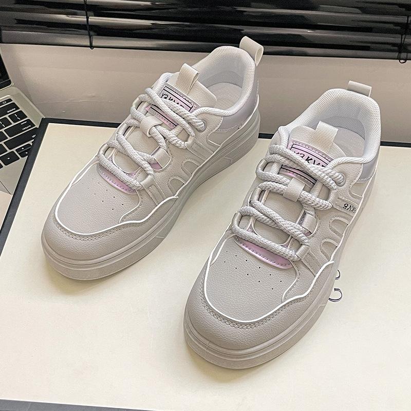 

Breathable casual little white shoes women s 2025 spring and summer new flat-bottomed super soft versatile board shoes fashion trend sports shoes 40