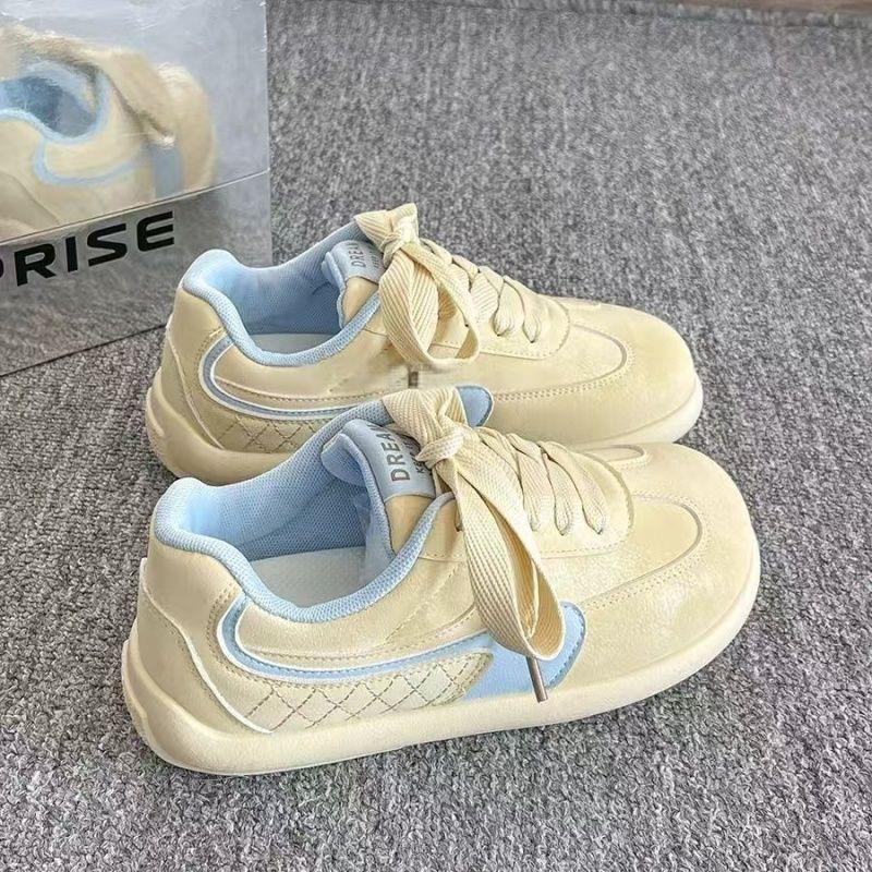 

Популярные кроссовки на толстой подошве, маленькие белые туфли-маффины, женские нишевые туфли на платформе, 2025, супергорячие новинки, весенне-осенние повседневные спортивные туфли 40