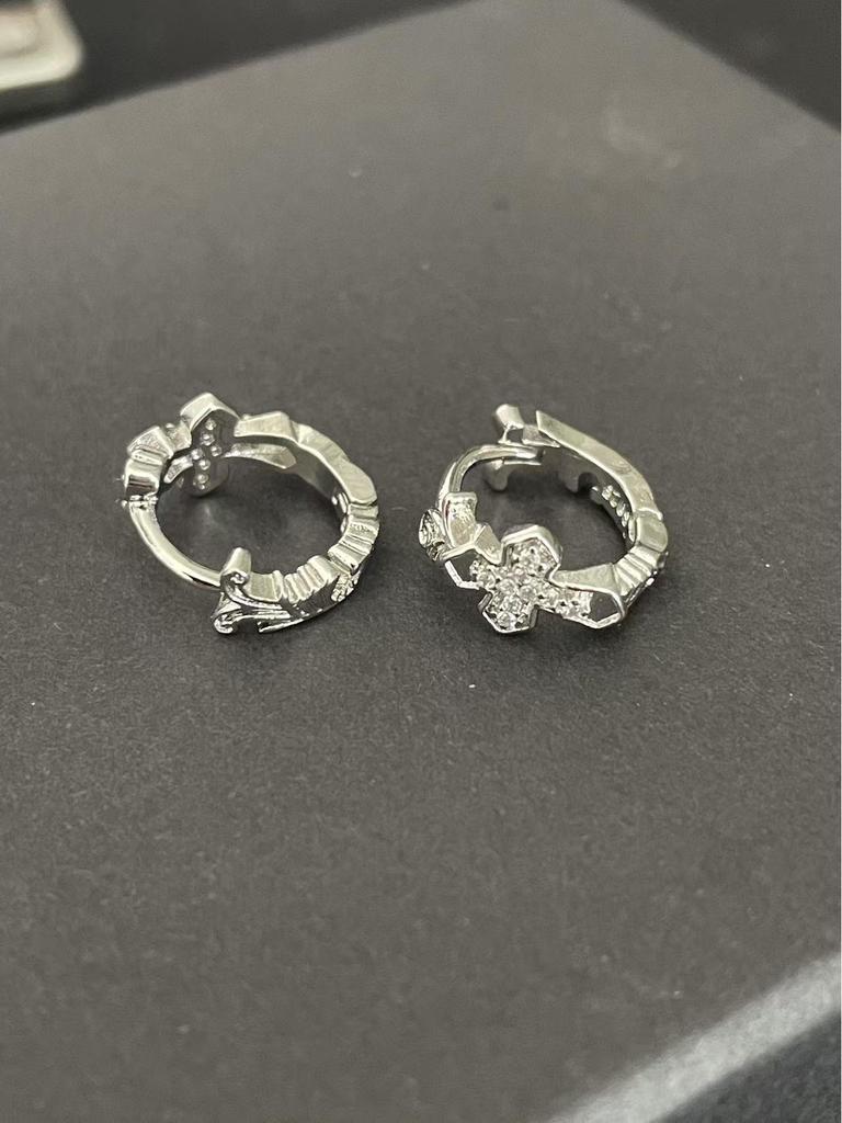 Retro Cross 925 Silver Needle Earrings: Men's High-End Fashion, Heavy Industry Style, All-Match Jewelry Ear Buckles