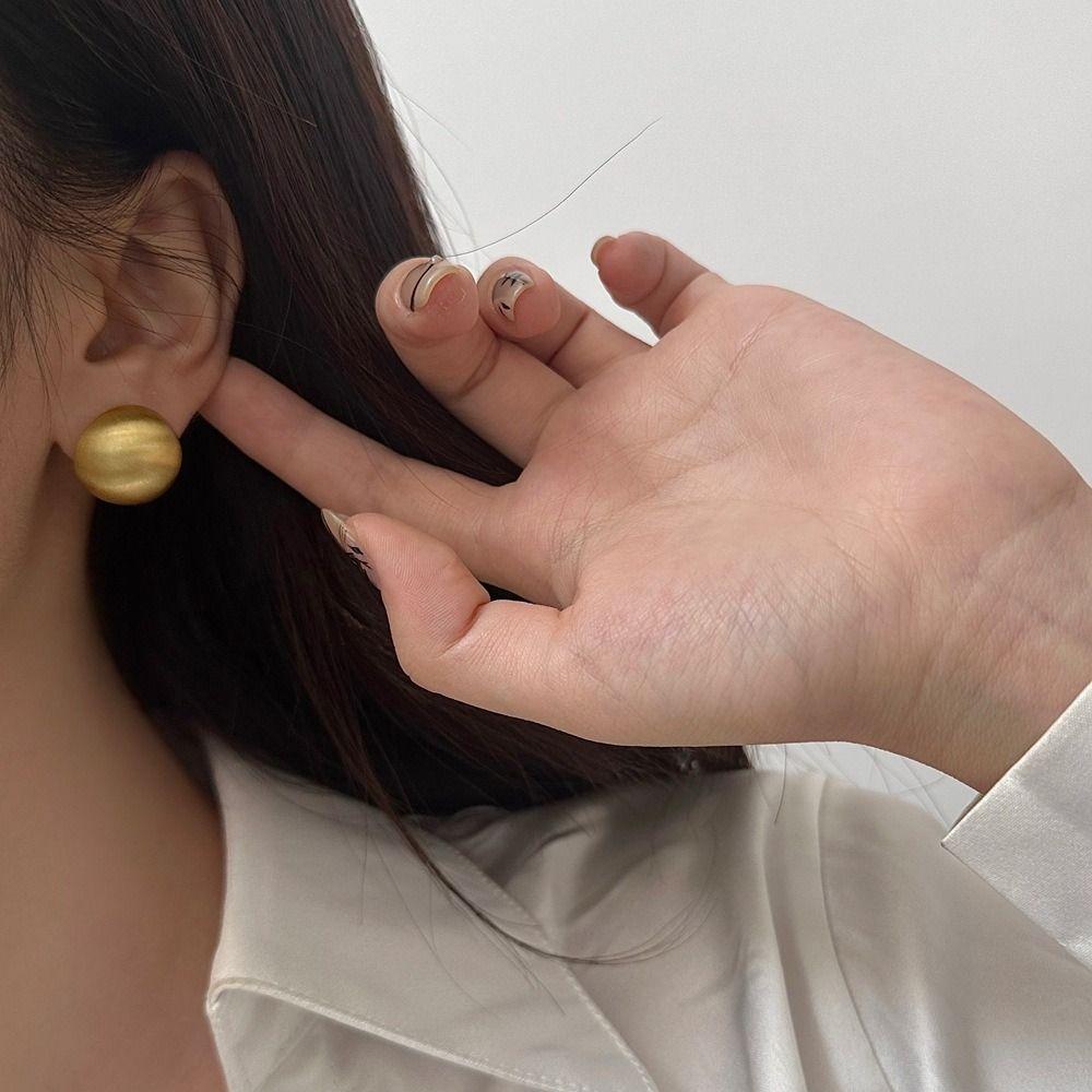 Half Round Geometric Ear Studs Plump Exaggerated Earrings Fashion Simple Metal Earrings  Gift