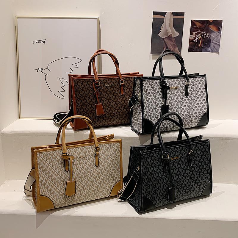 Buy 2022 New Fashion Casual Letter Personalized Printed Women's Bag