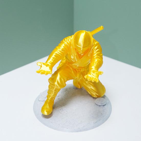 Ninja Pen Holder for Desk Kneeling Ninja Samurai Pencil Holder 3D Printed Pen Holder Gift for Boys Students Office Workers