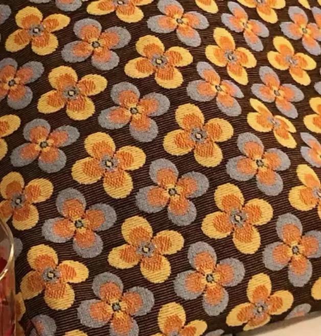 Yarn Dyed Woolen Thick Jacquard Fabric Autumn Winter Geometric Jacquard Flower Fabric 50cmx150cm
