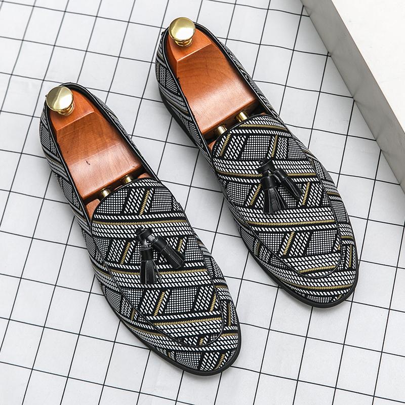 Fashion Street Style Men's Casual Shoes All-match Outdoor Male Loafers New Fashion Comfortable Man Slip On Flats Moccasins Driving Shoes