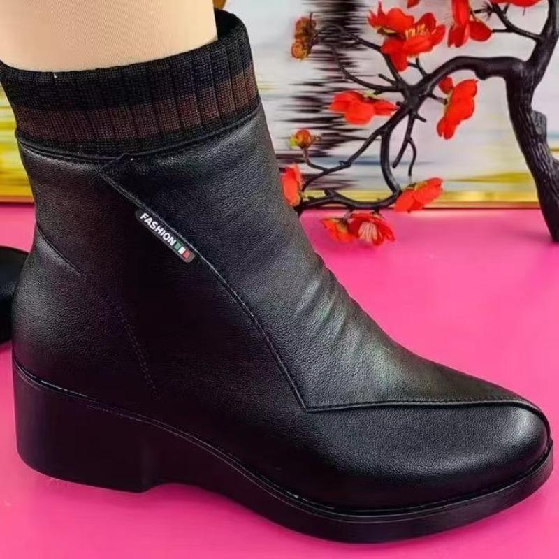 Large size short boots women's winter new shoes soft sole soft surface slope sole women's cotton shoes rubber non-slip wear-resistant women