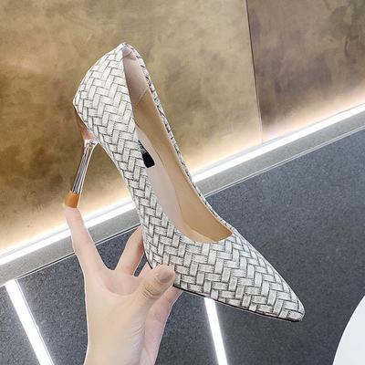 Mode High Heel Schuhe spitz neu flacher Mund bedecken Füße Koreanische dünne Absätze professionelle Damenschuhe
