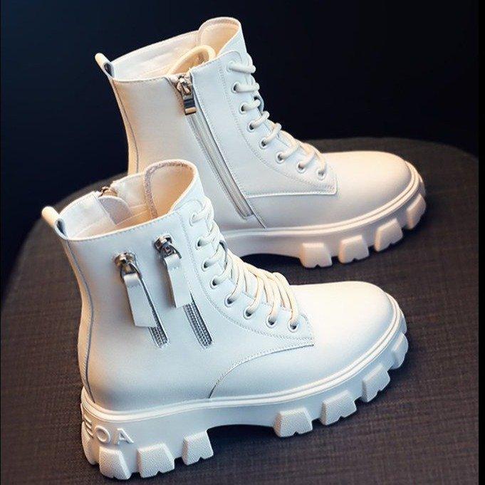 New Exquisite Women's Boots with Thick Bottom Anti slip and Wear resistant Modern Boots with Thick Velvet and Warm Snow Boots