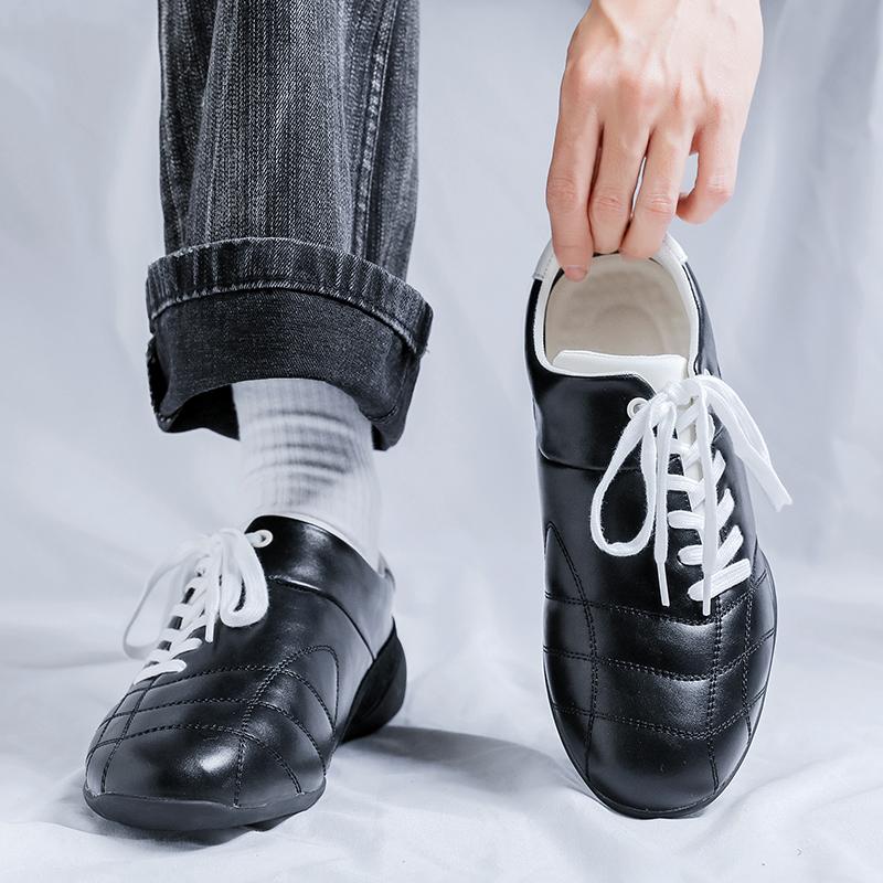 Fashion 2025 New Men's Flat Sole Outdoor Shoes Diagonal Lace-Up Retro Sneakers Non-Slip Comfortable for Hiking & Casual Wear