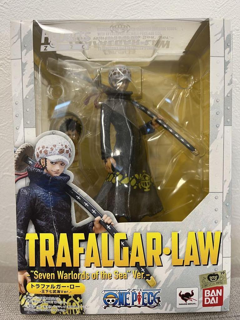 [USED] Figuarts Zero One Piece Trafalgar Law