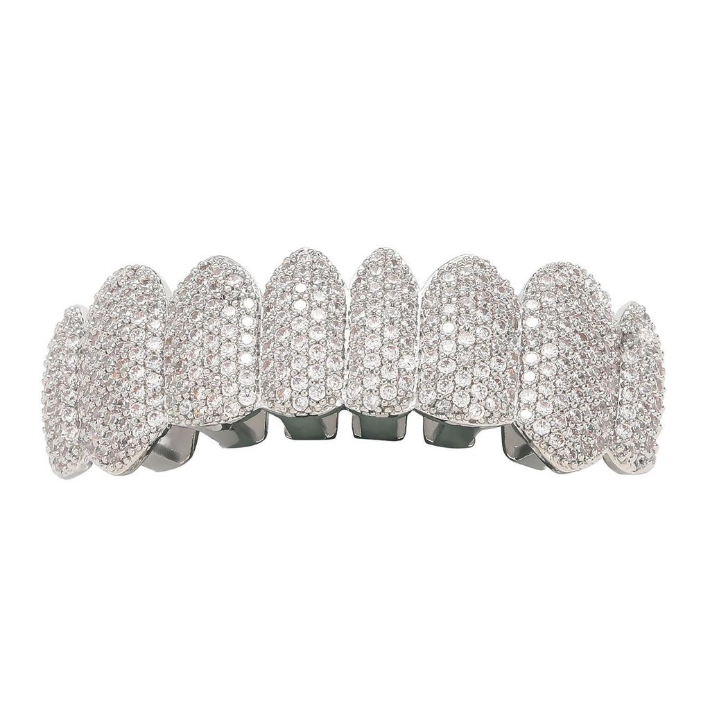 Exaggerated Trendy Hip Hop Fangs: Gold Zirconia Eight-Tooth Braces