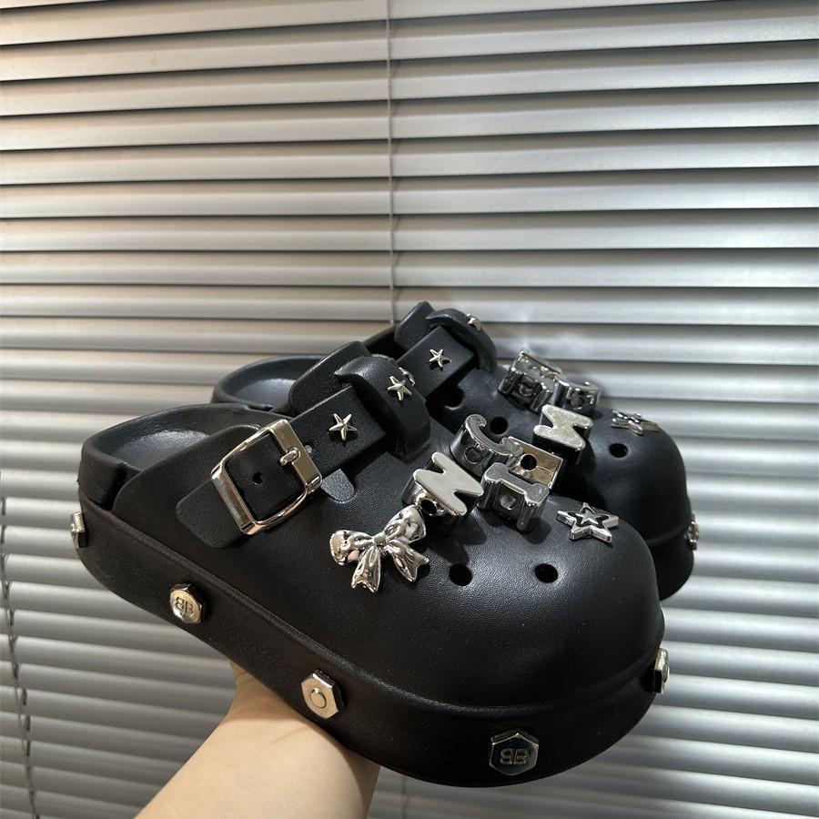 

Новые весенне-летние толстоподошвенные увеличивающие рост полушлепанцы с закрытым носком, летняя обувь с отверстиями 40/41 (Fits 39/40)