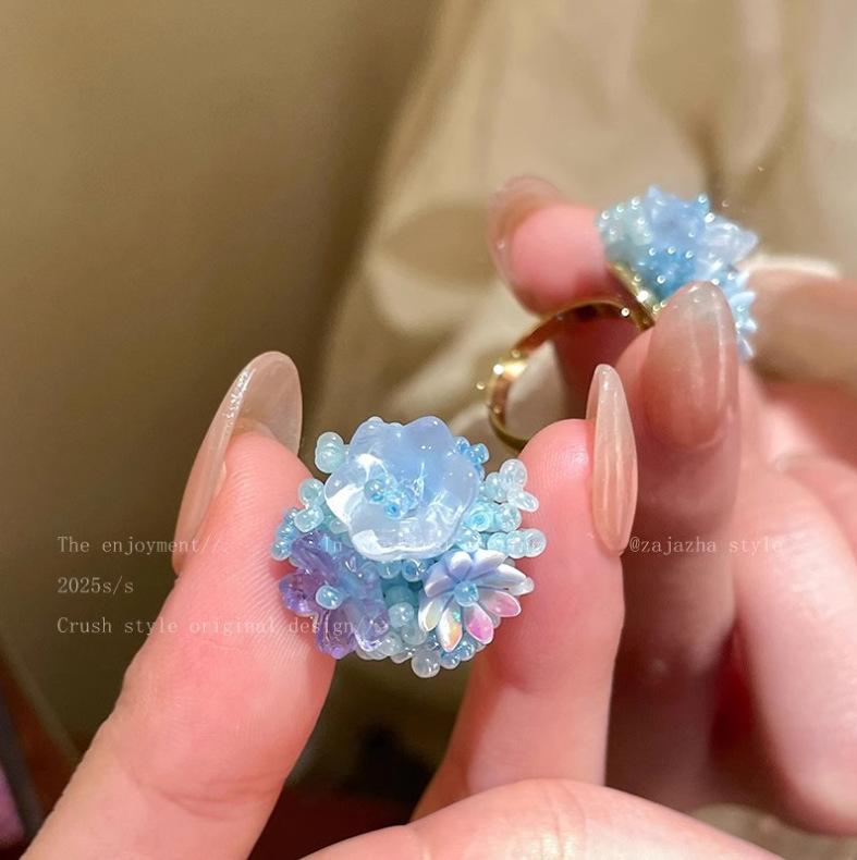 

Sweet Temperament Dopamine Colored Beaded Flower Stud Earrings for Women Fashion Cute Summer Vacation Jewelry Accessories Gifts