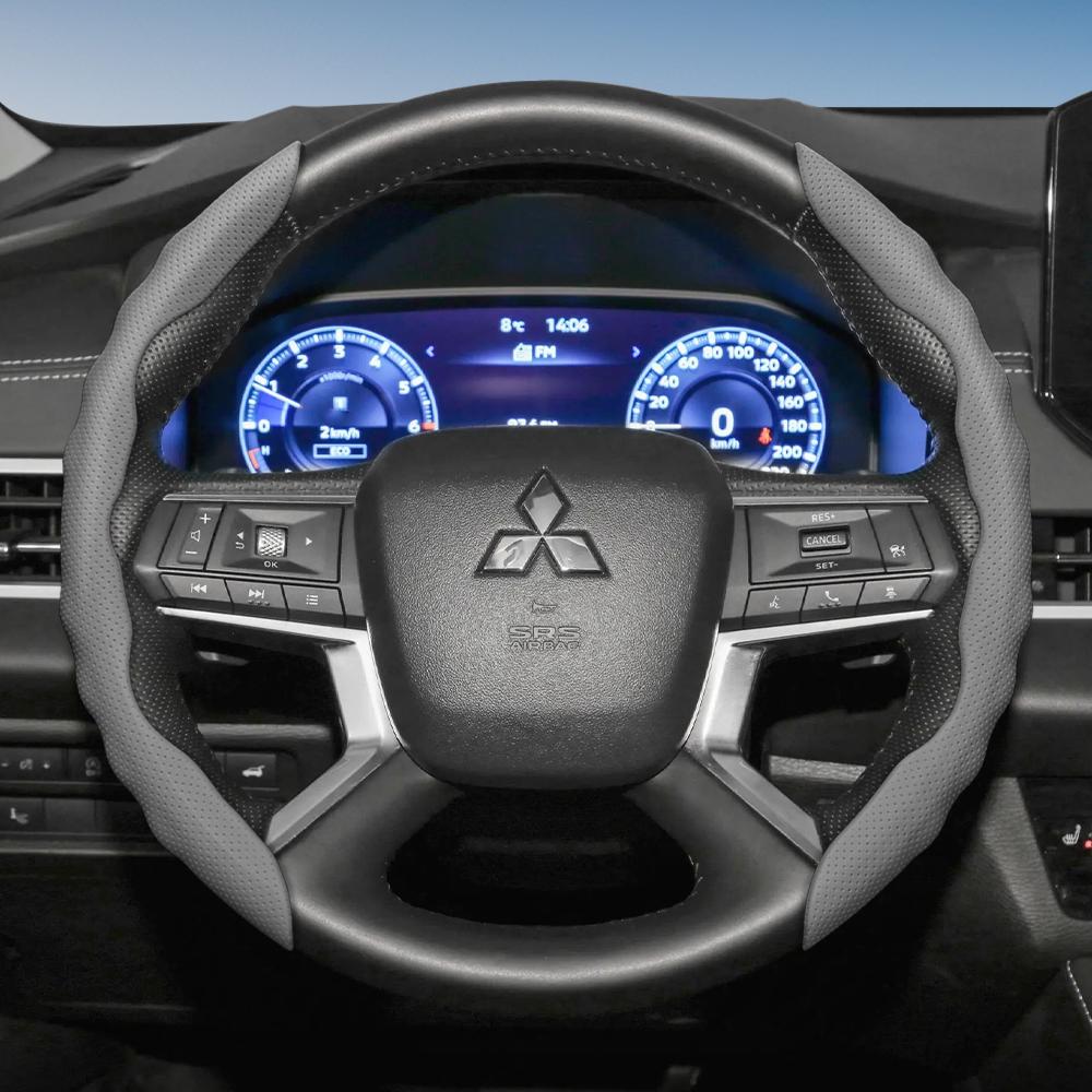 Suitable for Mitsubishi Steering Wheel Cover with Wavy Sports Design, Breathable Leather, Segmented, Non-Slip, Sweat-Absorbent, Suitable for Outlander