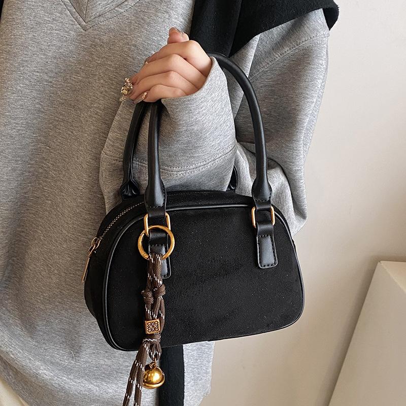 2025 New Design Vintage Maillard Niche Portable Bowling Bag Women's Commuter Versatile Messenger Bag