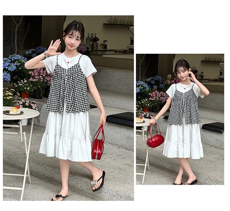Girls' summer plaid camisole dress set, stylish children's short sleeved white casual mid length skirt