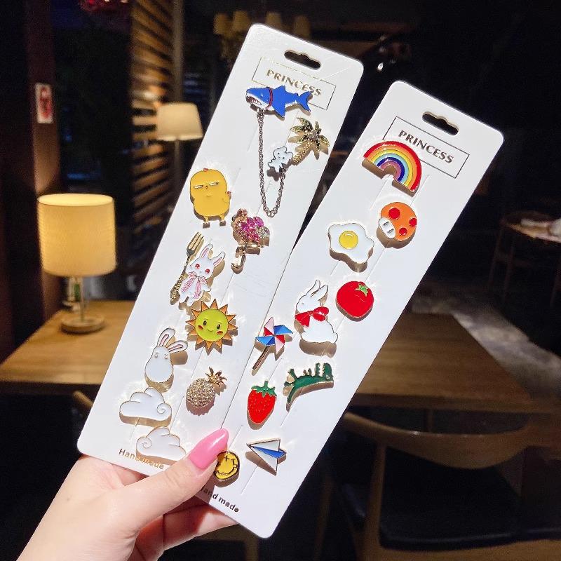 Trendy Japanese Cute Cartoon Brooch Pin - Small Fresh Female Badge Safety Pin Accessory